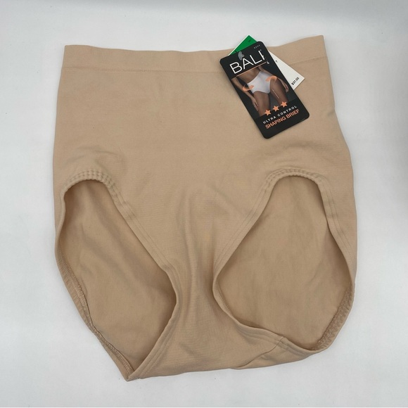 Bali womens Shaping Ultra Control Dfx204 shapewear briefs in Soft Taupe Large - Picture 2 of 5
